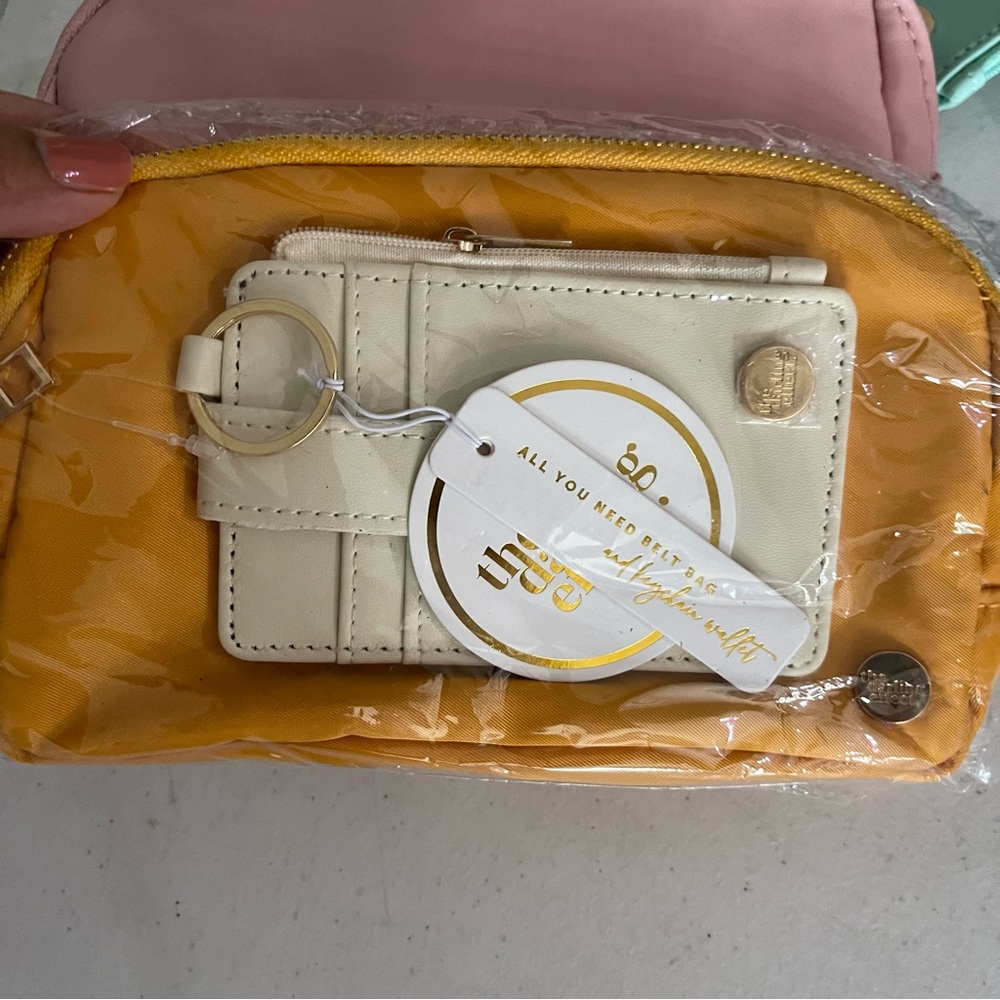 BRAND NEW WITH TAGS  All You Need Belt Bag + Wallet Pink Teal and Clementine - Picture 8 of 9